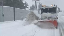 GAZİANTEP - İslahiye Belediye Başkanı Vural, kardan kapanan sınır karakolunun yolunu açtı