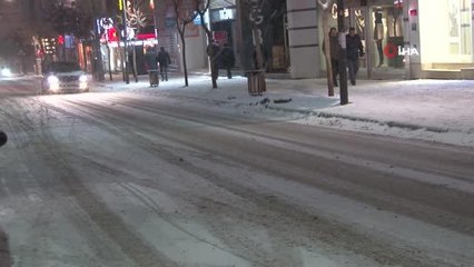 Elazığ'da kar etkisini tekrar gösterdi