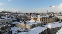 Galata Kulesi ve çevresinden kar manzaraları