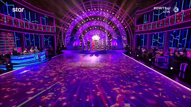 DWTS: Η Βίκυ Καγιά «άναψε φωτιές» με το hot συνολό της στον ημιτελικό του σόου!