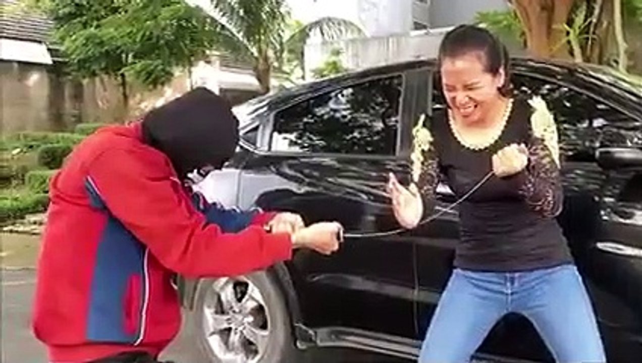 Film Beladiri Lawan Bacok Liar - Nonton Sampai habis / Film Martial Fight Against Wild Slashes - Watch Until End