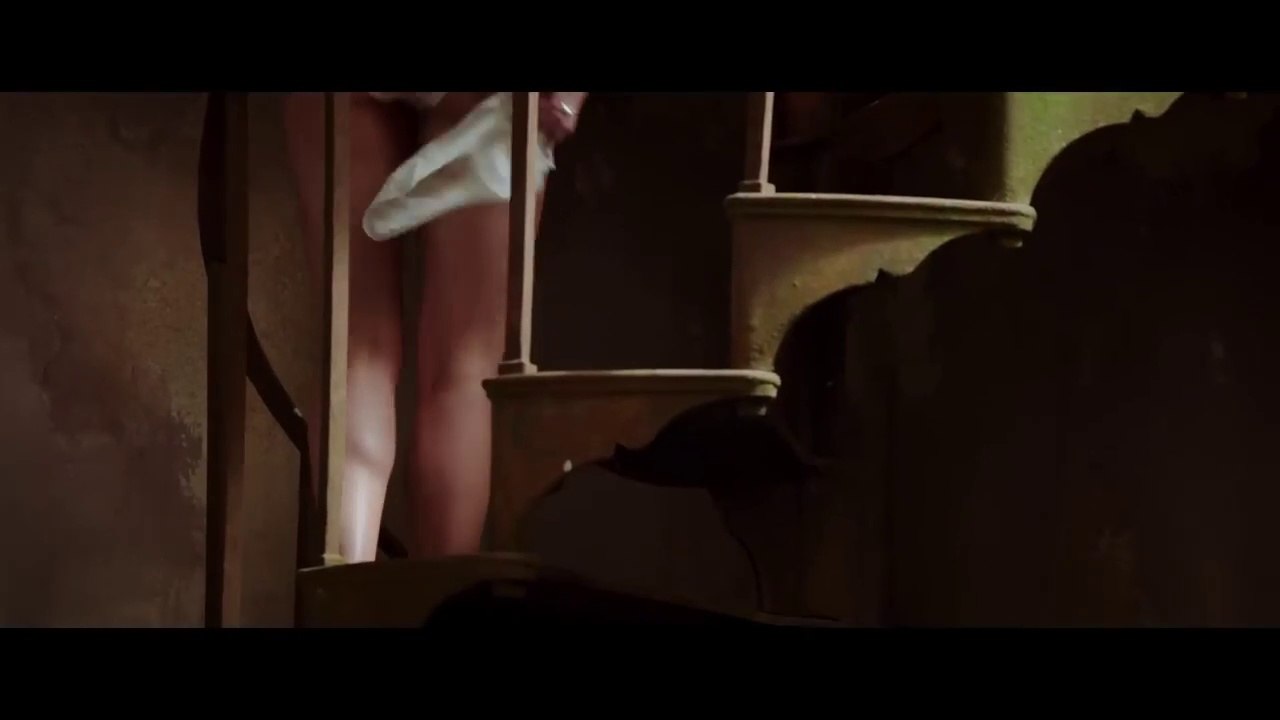 London Fields _ Kiss Scenes — Nicola and Keith (Amber Heard and Jim Sturgess) (1)