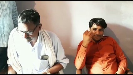 Скачать видео: कमरे के बाहर चबूतरे पर ली रिश्वत, वॉशरूम जाते समय एसीबी ने दबोचा