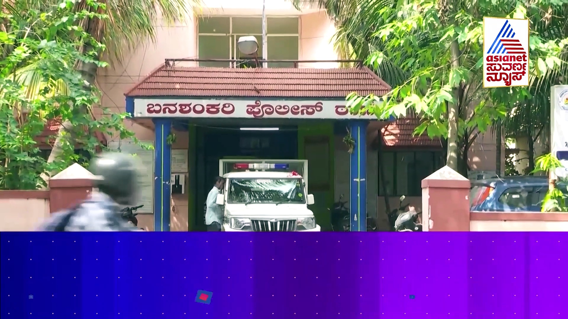 ಆಂಟಿ  ಬಲು ತುಂಟಿ... 17ರ  ಹುಡುಗನ ಜತೆ  29ರ ವಿವಾಹಿತೆ ಕುಚ್ ಕುಚ್!
