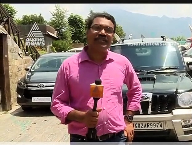 കശ്മീരില്‍ മാധ്യമപ്രവര്‍ത്തകര്‍ക്കായി താല്‍ക്കാലിക കേന്ദ്രം; ഒരു ഫോണും ഇന്റര്‍നെറ്റ് സൗകര്യവും മാത്രം