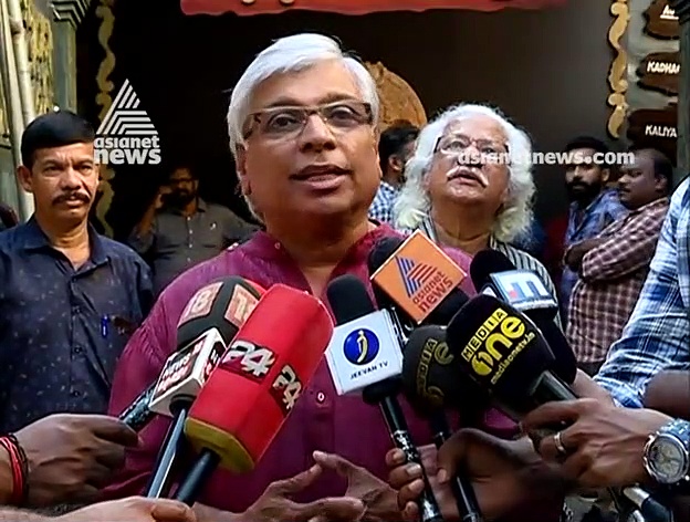 അടൂരിനെപ്പോലൊരാൾ ഇനിയും ഉയരത്തിലെത്തട്ടെ എന്നുദ്ദേശിച്ചാകും അവർ ചന്ദ്രനിൽ പോകാൻ പറഞ്ഞത്: കമൽ