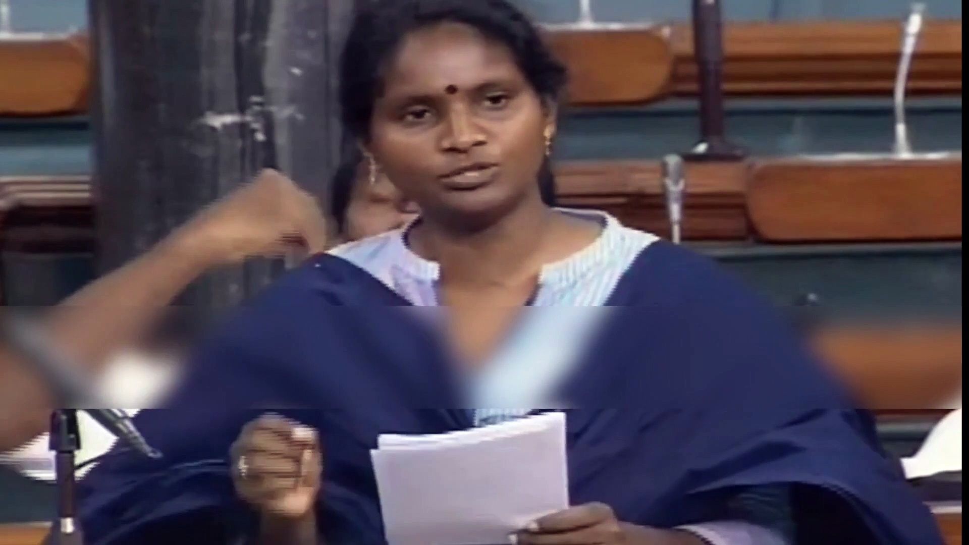 ഉന്നാവ് പീഡനത്തെക്കുറിച്ച് സഭയില്‍ മലയാളത്തില്‍ കിടിലന്‍ പ്രസംഗവുമായി രമ്യ ഹരിദാസ്; തടസപ്പെടുത്താന്‍ ശ്രമിച്ച് ബിജെപി