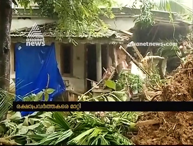 രക്ഷാപ്രവർത്തനത്തിനിടയിൽ കവളപ്പാറയിൽ വീണ്ടും ഉരുൾപൊട്ടൽ