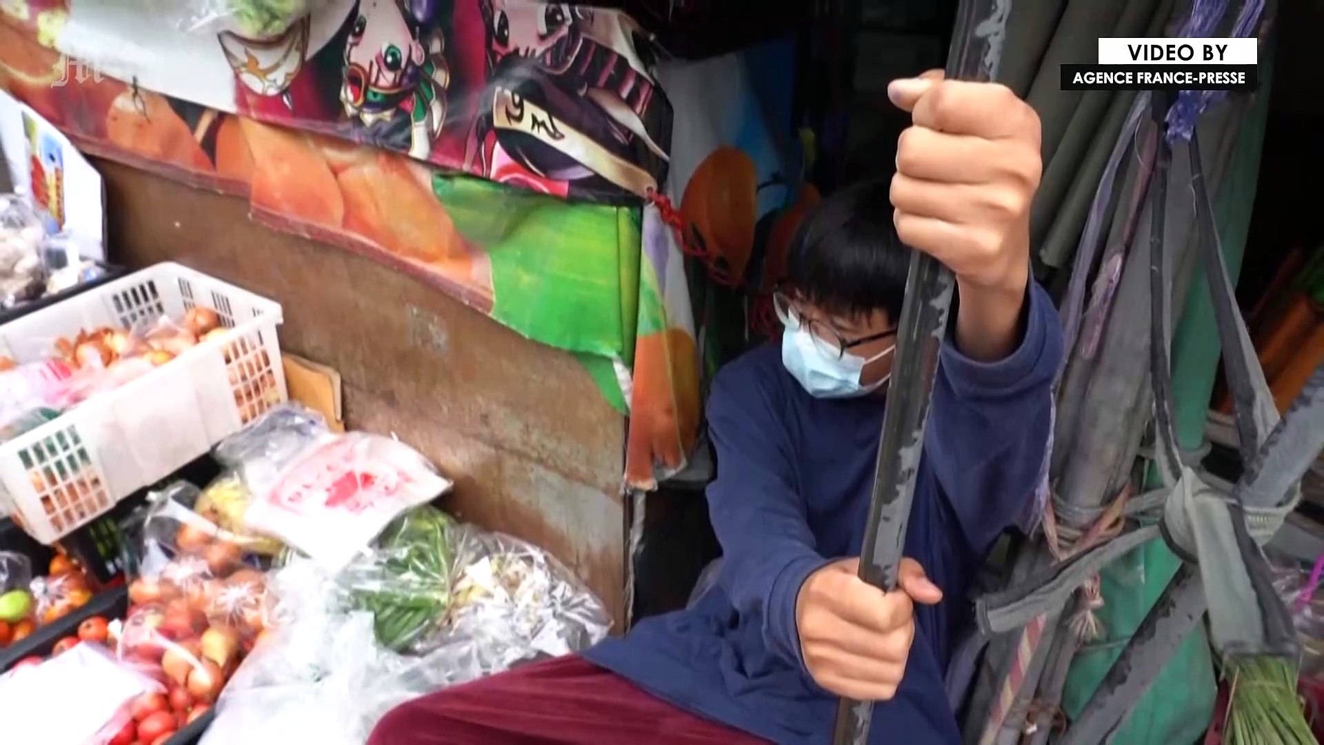 ⁣Back on track: Thai railway market bustles post-pandemic