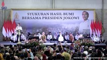Presiden Jokowi Hadiri Syukuran Hasil Bumi Gerakan Masyarakat Perhutanan Nasional di Kab. Batang Jawa Tengah