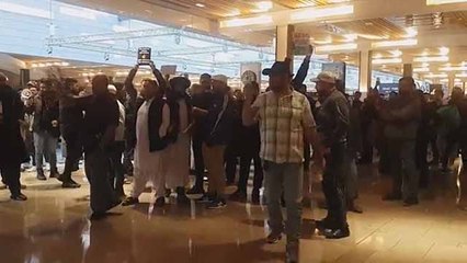 İngiltere’deki Müslümanlar ayaklandı: ‘Film derhal kaldırılsın’