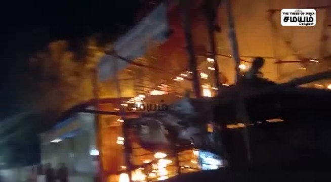 மதுரை பெரியார் அருகே கோயில் திருவிழாவில் பயங்கர தீ விபத்து!