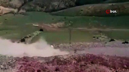 Mucize kurtuluş kamerada! Aracı şarampole yuvarlandı ama...