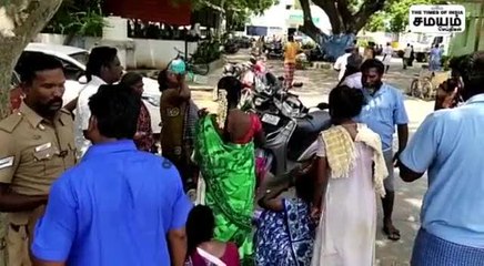 100 நாள் வேலையாட்களை கொட்டி தீர்த்த தேனீக்கள்; சிகிச்சை!