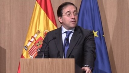 España prepara respuesta a Argelia por congelar el comercio