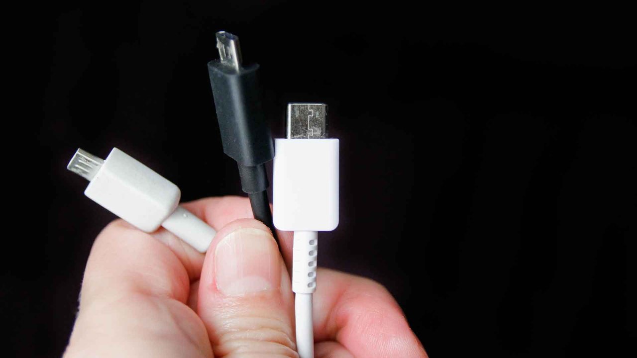 Klimaschutz: EU beschließt einheitliches Stecker-Format!