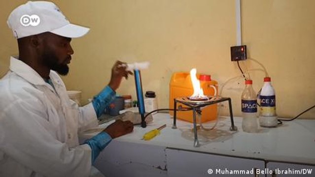 Water-powered stove stems climate change