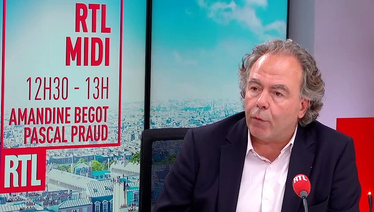 Voitures électriques : "l'Europe choisit une technologie qu'elle ne maîtrise pas", déplore Luc Chate