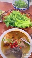 Phương Min trải nghiệm công viên nước Hồ Tràm