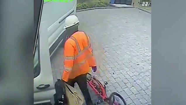 South Yorkshire Police release CCTV footage of a man they'd like to identify in connection to Nether Green Burglary