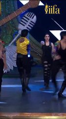 Parineeti Chopra's performance at IIFA 2015 #iifa #viral #trending #entertainment