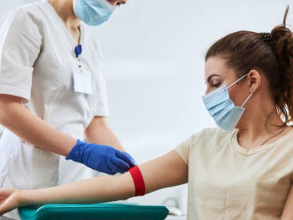 Richtige Vorbereitung: Das musst du vor der ersten Blutspende wissen