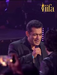 A R Rahman's performance at IIFA ROCKS 2017 #iifa #viral #trending #entertainme