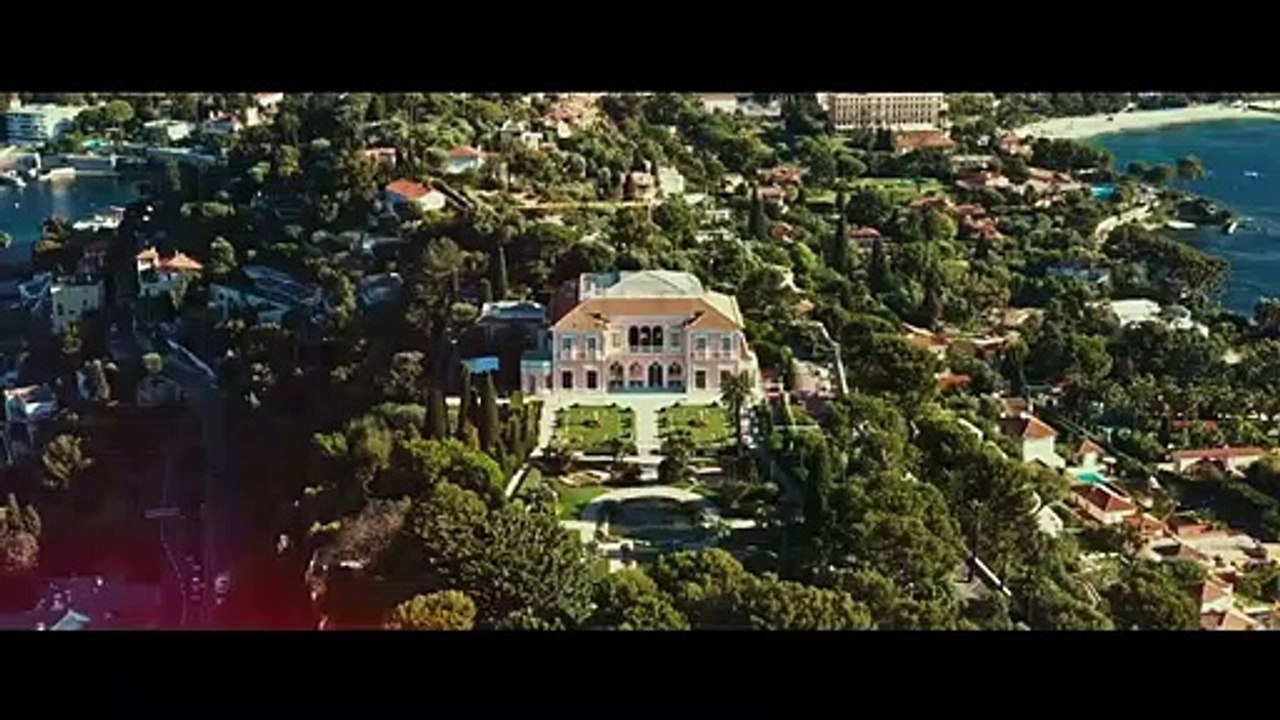 Meine schrecklich verwöhnte Familie Trailer OmeU