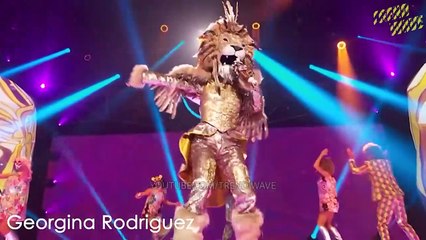 20 TIMES WHEN CELEBRITIES SURPRISE THEIR FANS