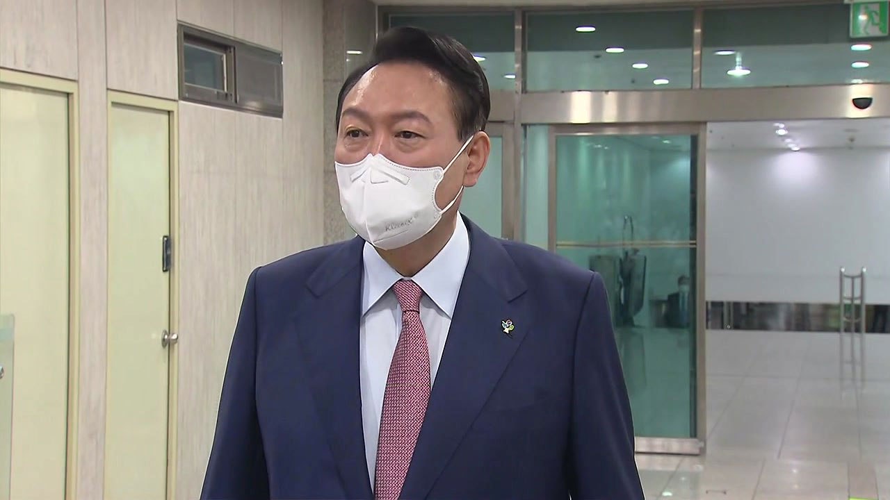 [뉴스라이더] 尹 취임 한 달...'파격 소통, 인사 불통' 협치 전망은? / YTN