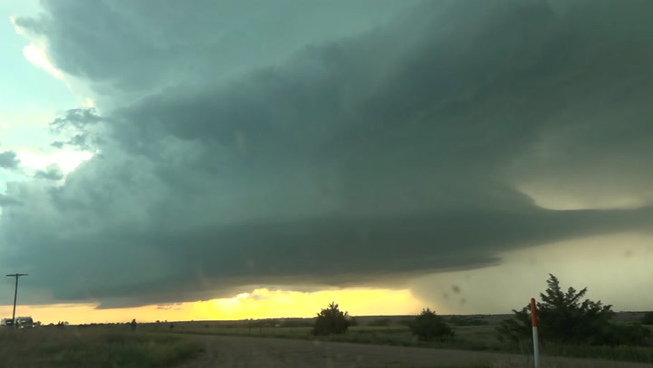 Severe storms rolling through the Plains for yet another evening