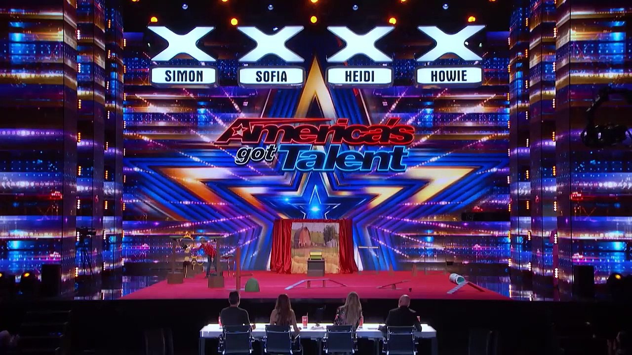 The Most Talented Chickens! The Bock and Roll Band Auditions to