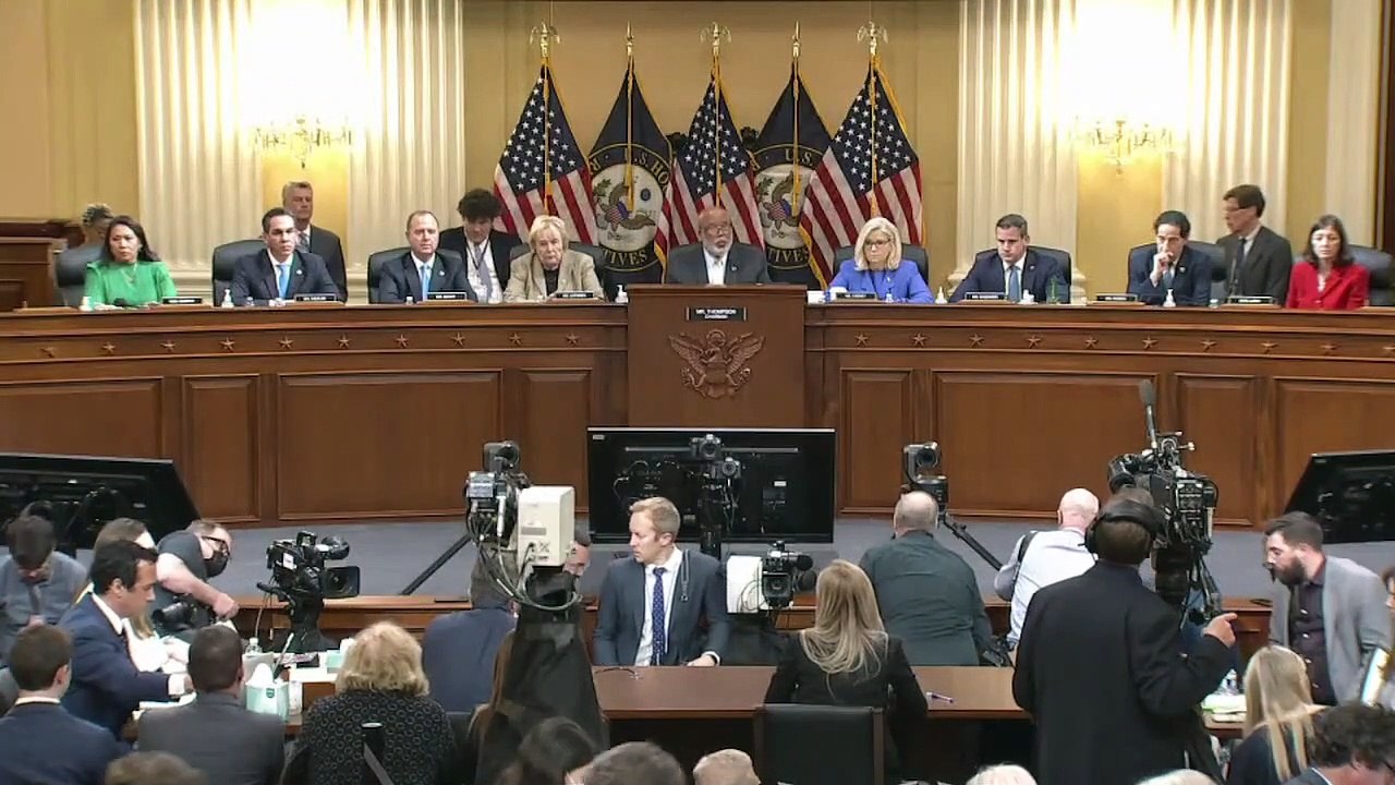 Donald Trump acusado de provocar un "intento de golpe de Estado" al capitolio