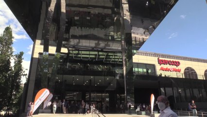 Milano: scultura per Alda Merini, Onorina Brambilla e Inge Feltrinelli