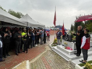 Şehit polis memuru Nefize Çetin Özsoy, şehadetinin 6'ıncı yılında kabri başında anıldı