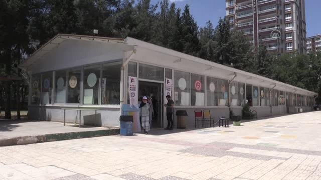 DİYARBAKIR - "TÜBİTAK 4006 Bilim Fuarı" düzenlendi