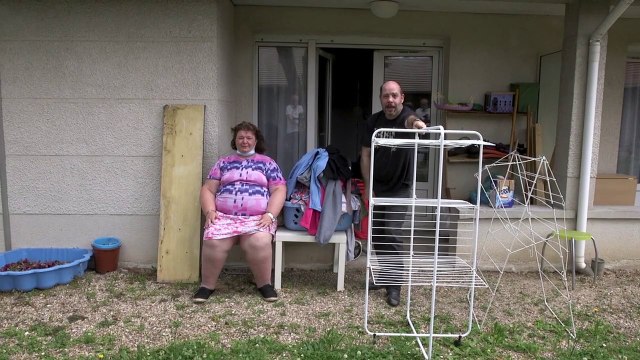 Dehors Dedans Bande-annonce VF