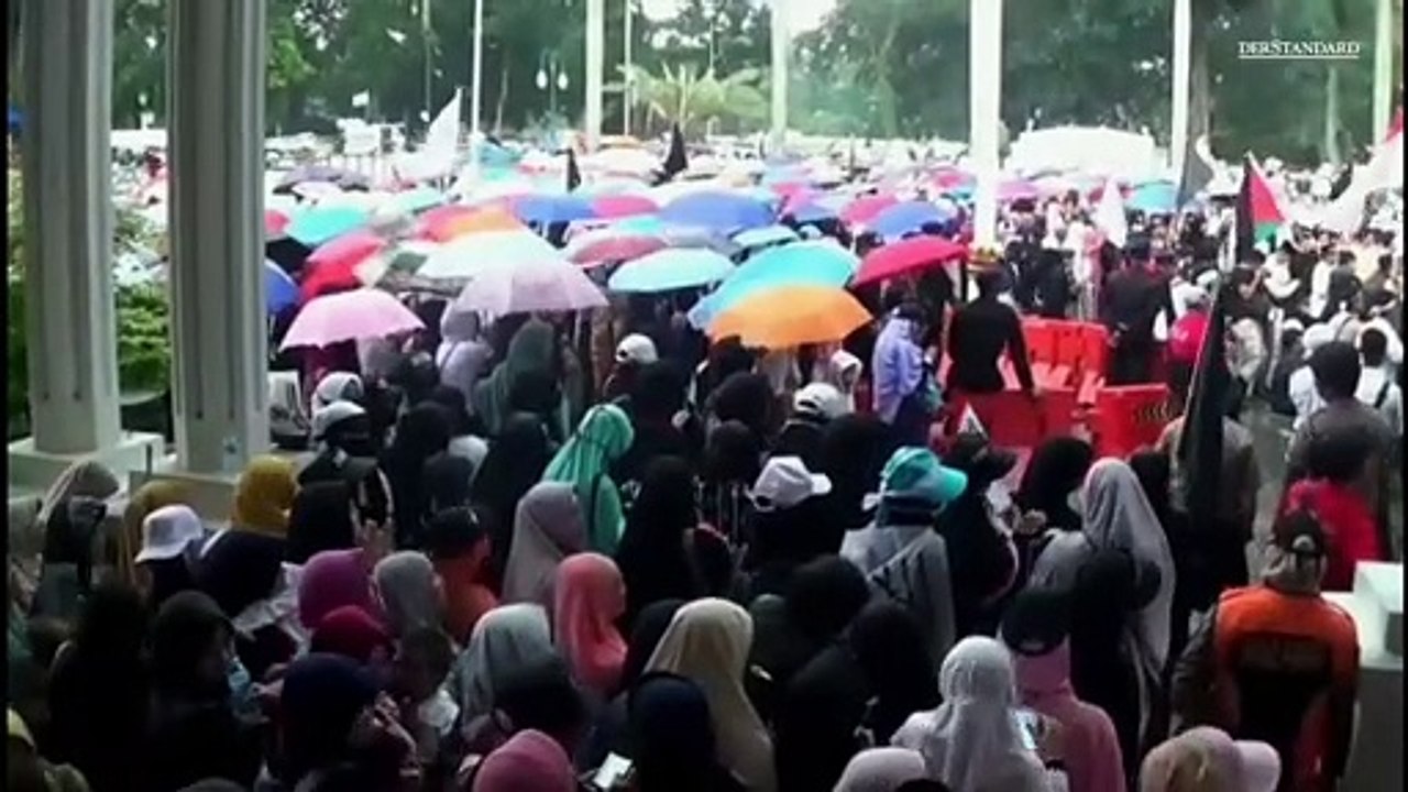 Scharia-Provinz Aceh: Stockschläge für Homosexuelle