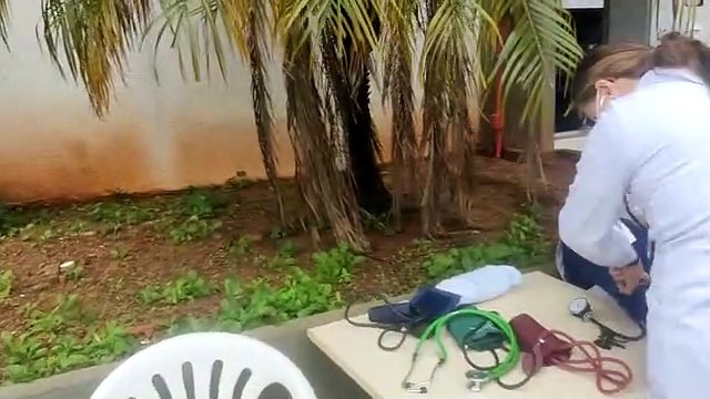 Varal solidário e Feira da Saúde marcam abertura da Sipat no Instituto Nossa Senhora Aparecida