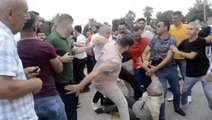 Adana Büyükşehir Belediye Başkanı Zeydan Karalar ile vatandaşın yaşadığı gerginliği görüntüleyen basın mensubu baba-oğula dayak