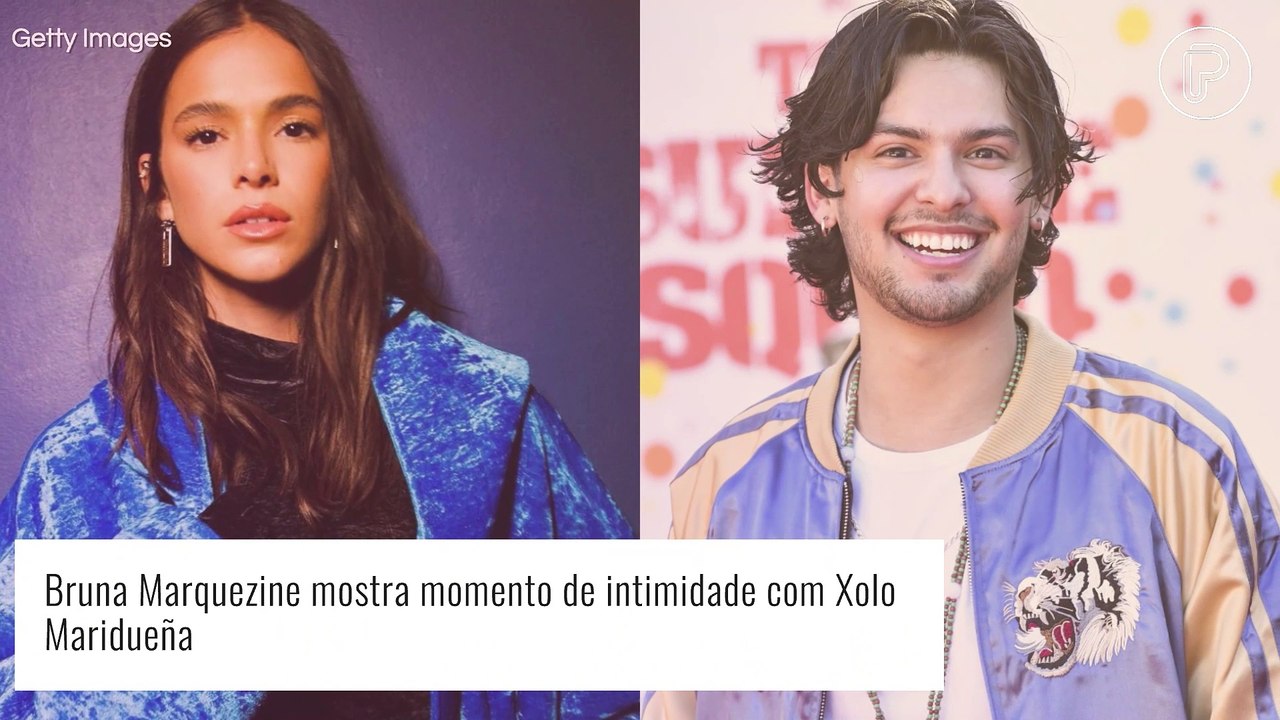 Bruna Marquezine e Xolo Maridueña mostram intimidade nos bastidores de 'Besouro Azul'