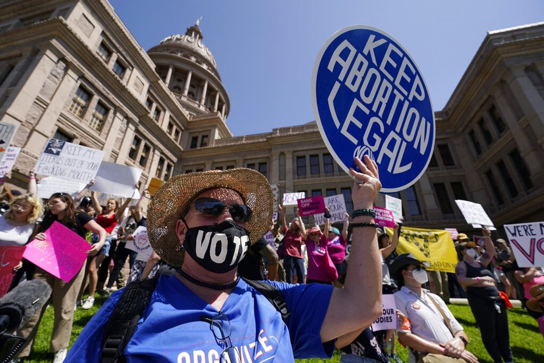 Overturning Roe v. Wade could affect some communities more than others