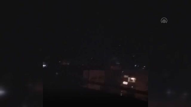 Libya'nın başkenti Trablus'ta iki silahlı grup arasında çatışma çıktı