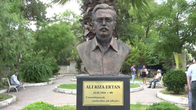 Buca'da Ali Rıza Ertan Şiir Yarışması'nın Kazananları Belli Oldu