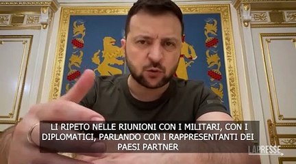 Ucraina, Zelensky: "Ai nostri alleati continuiamo a chiedere armi pesanti"