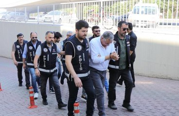 Paravan şirketle dolandırıcılık yaptıkları iddiasıyla 9 zanlı adliyeye sevk edildi