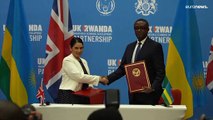 El controvertido pacto migratorio del Reino Unido y Ruanda avanza a pesar de las críticas