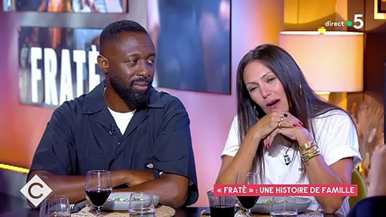 Karole Rocher et Thomas Ngijol sur le plateau de l'émission "C à vous".