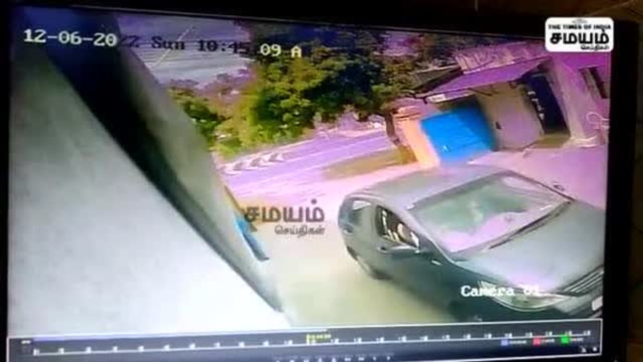 சாலையை கடக்க முயன்ற மூதாட்டி; தூக்கி வீசிய கார்; சிசிடிவி காட்சிகள்!