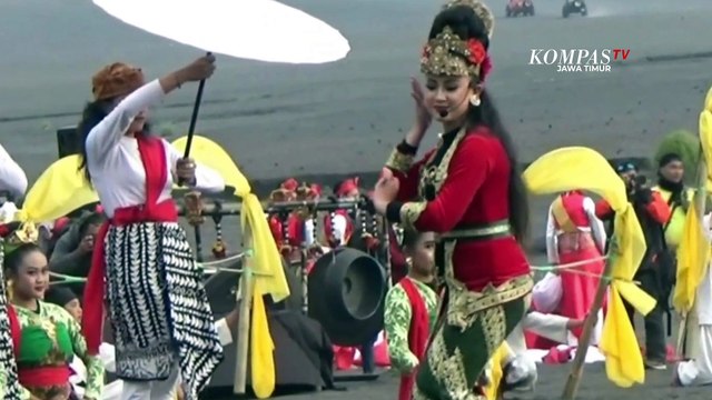 Keren! Festival Seni Tari Eksotika Bromo 2022 di Probolinggo